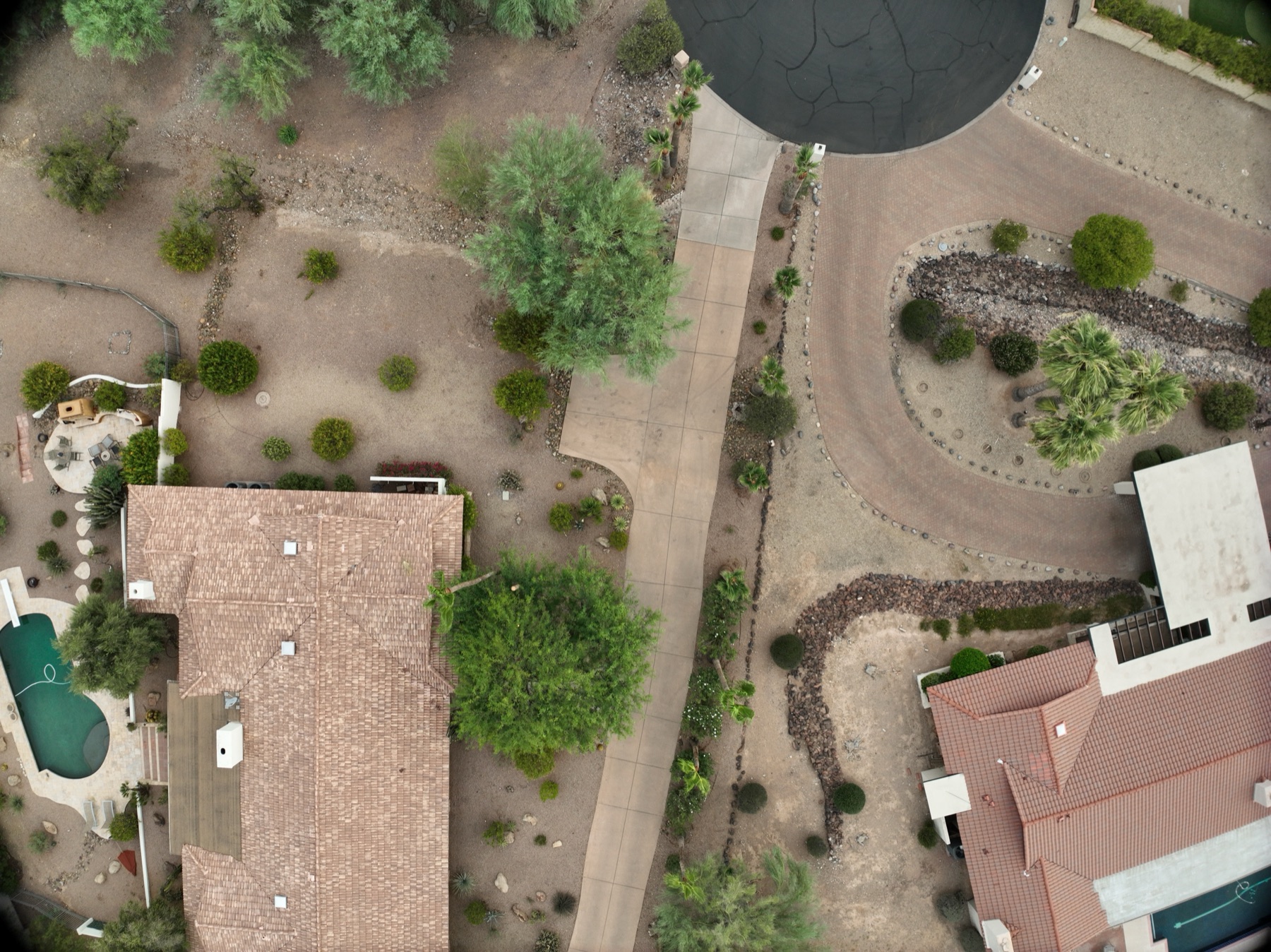Aerial of a Scottsdale desert luxury home and its lot